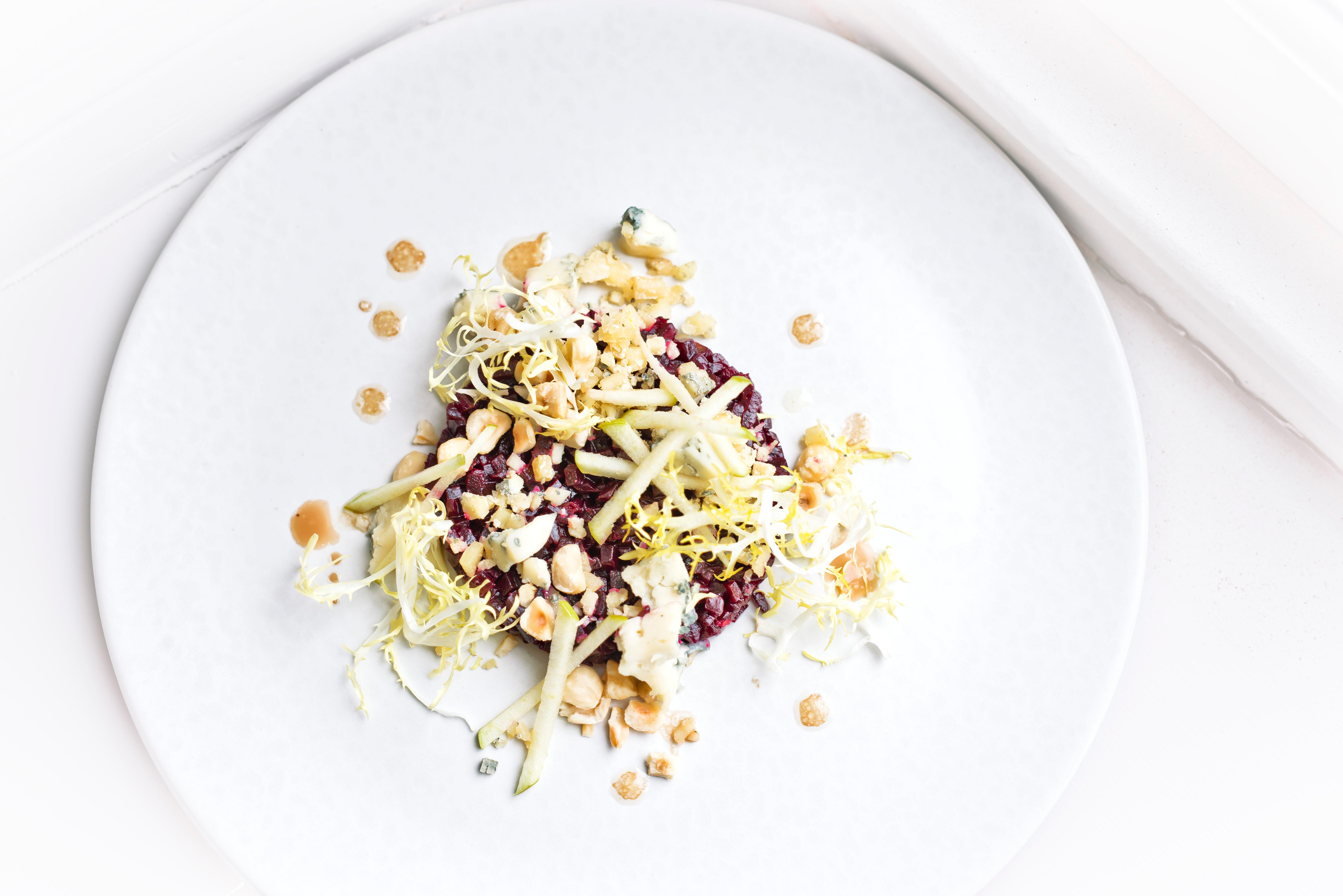 Kimpton Blythswood Square Hotel & Spa By Ihg Glasgow Ngoại thất bức ảnh A salad prepared by the Culinary Institute of America